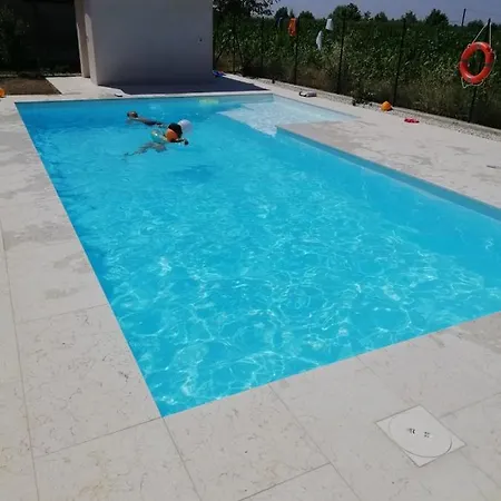 Villa Circolino - Parco Oglio Nord Tatil Evi *